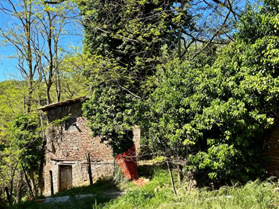 Immagine 1 di Rustico / casale in vendita  in Ghiare di Medesano a Medesano