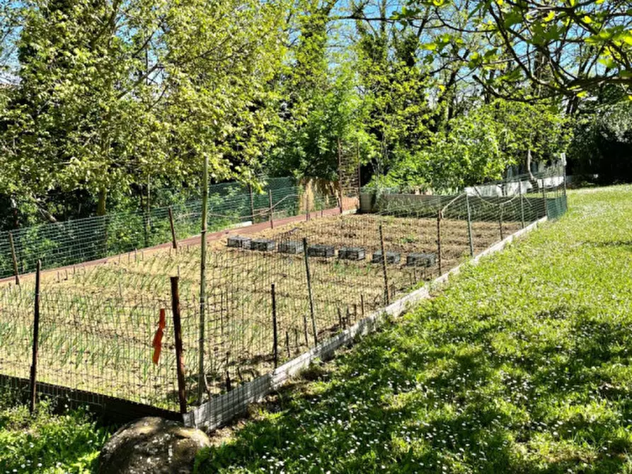 Immagine 38 di Rustico / casale in vendita  in Ghiare di Medesano a Medesano