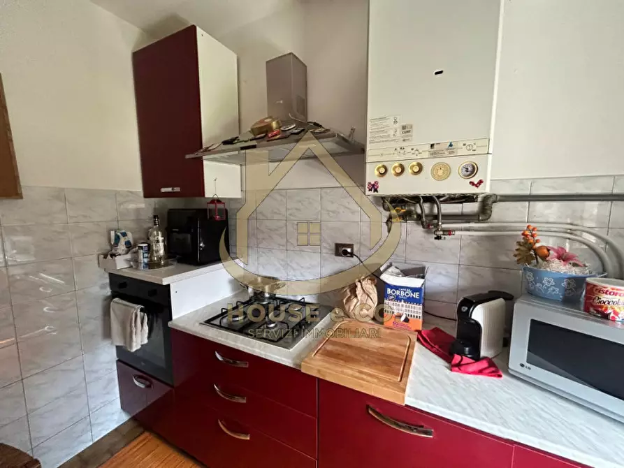 Immagine 2 di Appartamento in vendita  in Via genova a Cassolnovo