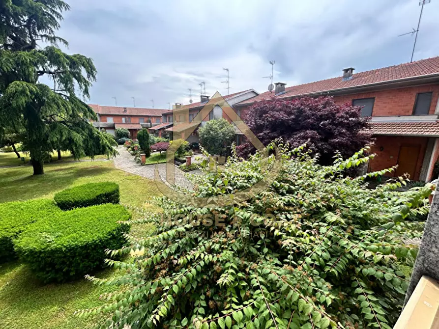 Immagine 5 di Appartamento in vendita  in Via genova a Cassolnovo