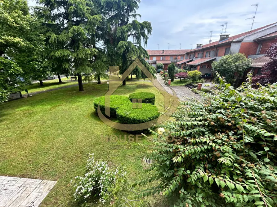 Immagine 21 di Appartamento in vendita  in Via genova a Cassolnovo