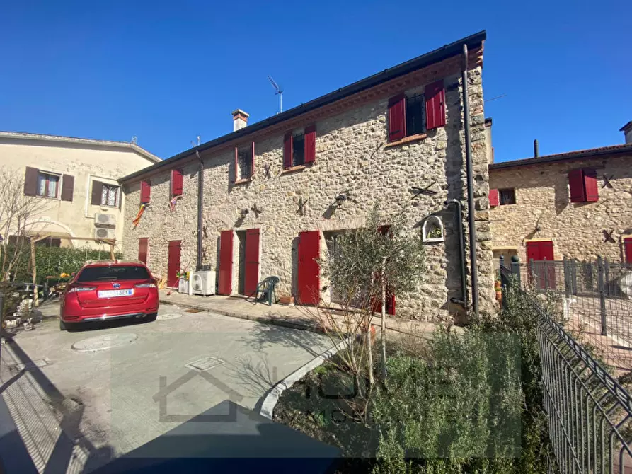 Immagine 1 di Casa indipendente in vendita  in via palazzina a Rovolon