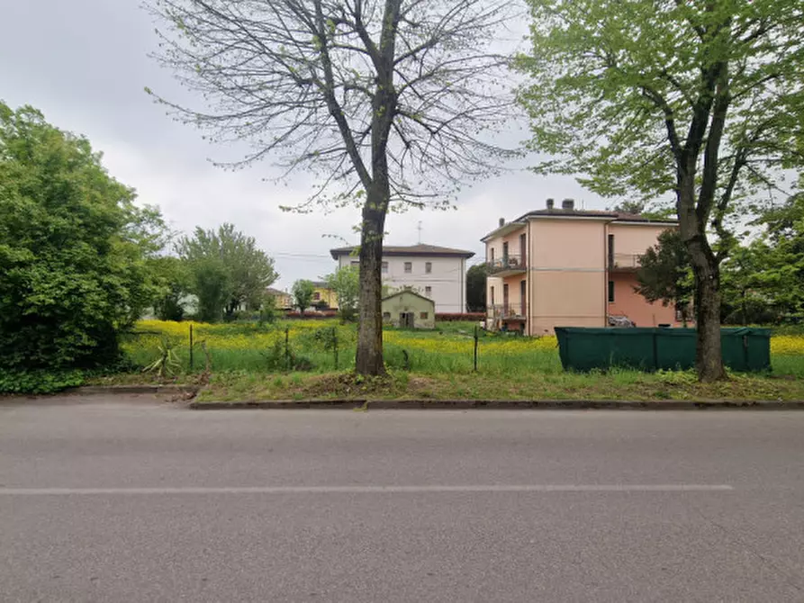 Immagine 2 di Terreno in vendita  in VIA DELLA REPUBBLICA a San Felice Sul Panaro