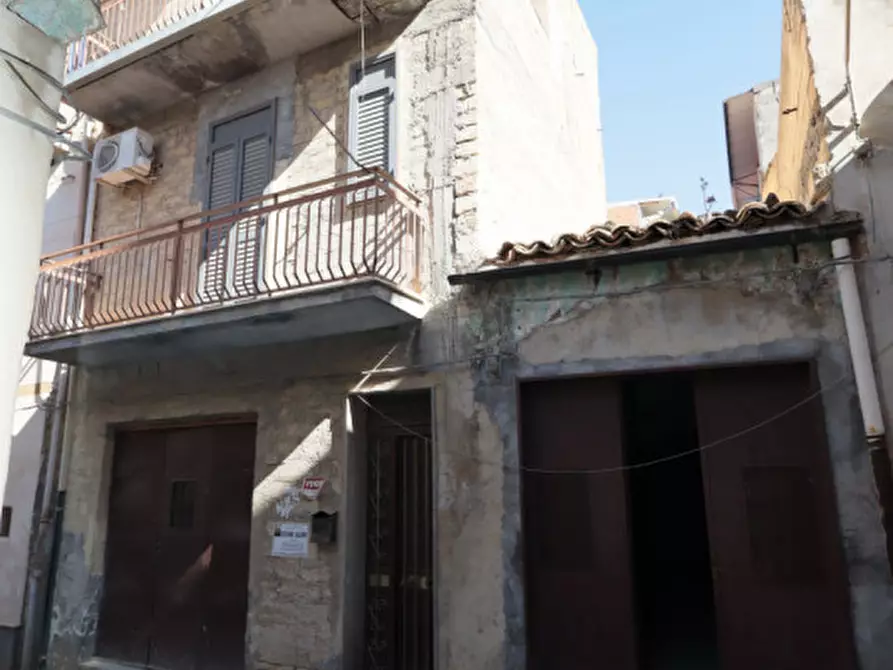 Immagine 1 di Casa indipendente in vendita  in via Soldato di Cuzzo n 19 a Palagonia