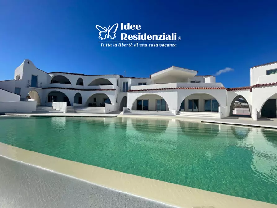 Immagine 6 di Casa indipendente in vendita  in via del giglio 1 a Olbia