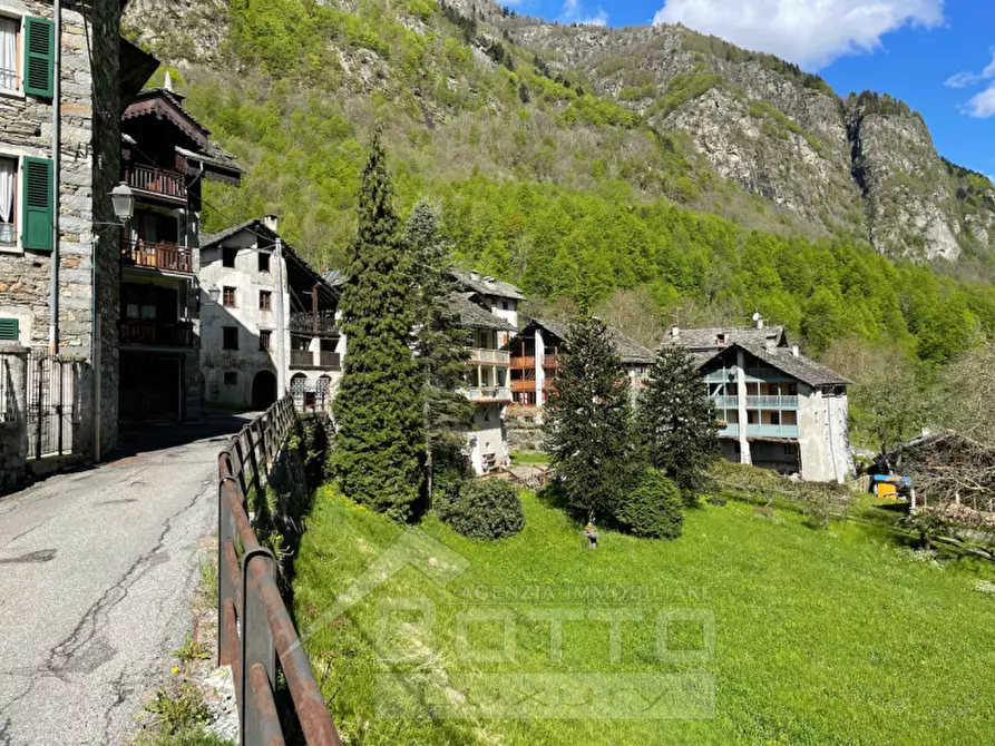 Immagine 23 di Rustico / casale in vendita  in Località Quare 6 a Campertogno