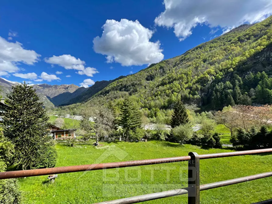 Immagine 25 di Rustico / casale in vendita  in Località Quare 6 a Campertogno