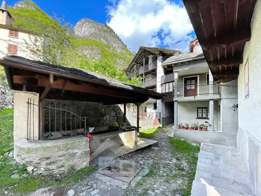 Immagine 28 di Rustico / casale in vendita  in Località Quare 6 a Campertogno