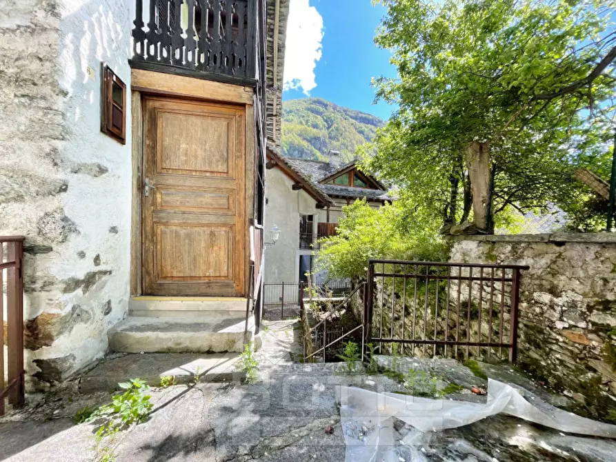 Immagine 29 di Rustico / casale in vendita  in Località Quare 6 a Campertogno