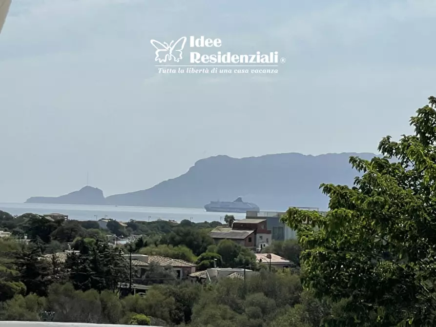 Immagine 23 di Appartamento in vendita  in via del Giglio a Olbia