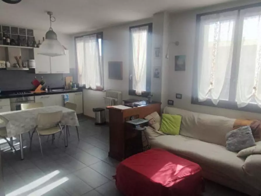 Immagine 2 di Appartamento in vendita  in Via Molino di Baganzola a Parma