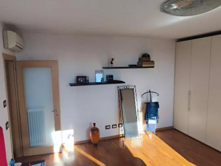 Immagine 9 di Appartamento in vendita  in Via Molino di Baganzola a Parma