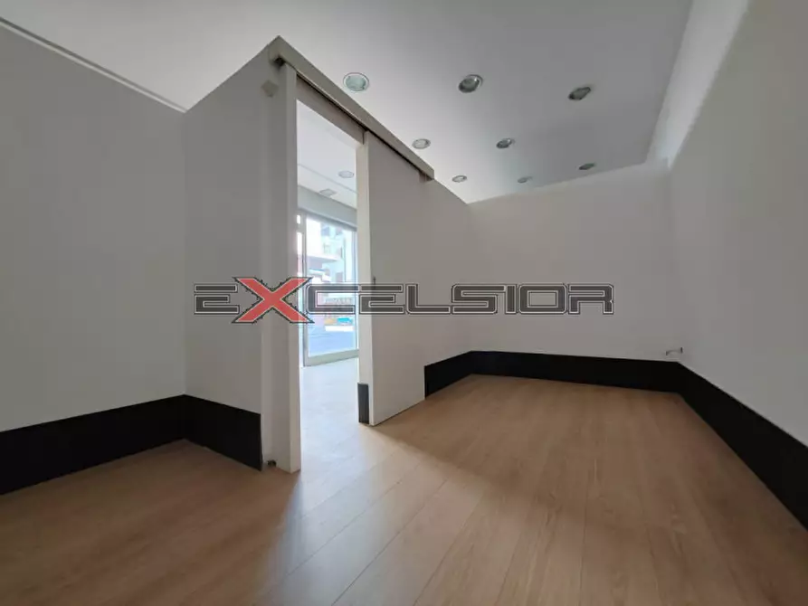 Immagine 2 di Negozio in affitto  in Via G. Matteotti n. 20 bis - Cavarzere (VE) a Cavarzere