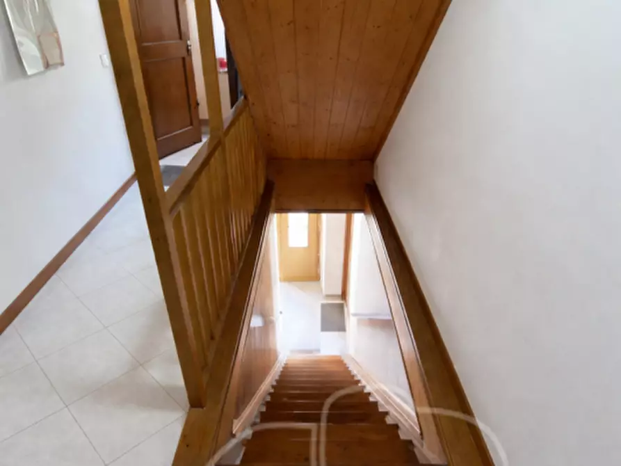 Immagine 10 di Villetta a schiera in vendita  a Stenico