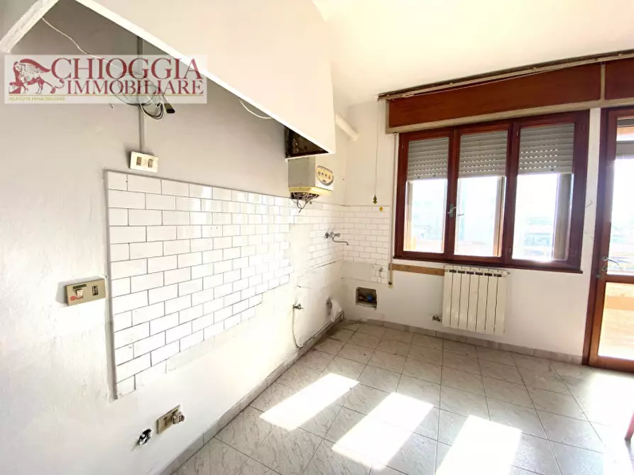 Immagine 2 di Appartamento in vendita  in Via Milano a Chioggia