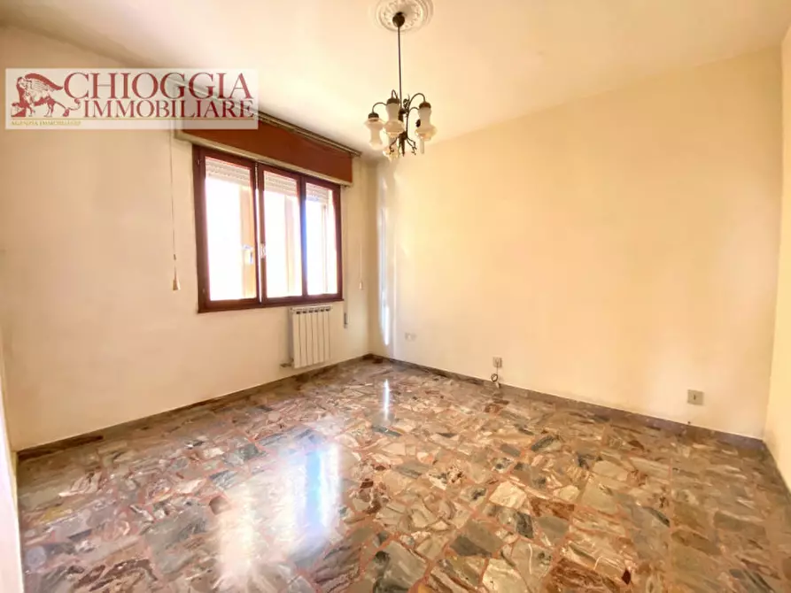 Immagine 9 di Appartamento in vendita  in Via Milano a Chioggia