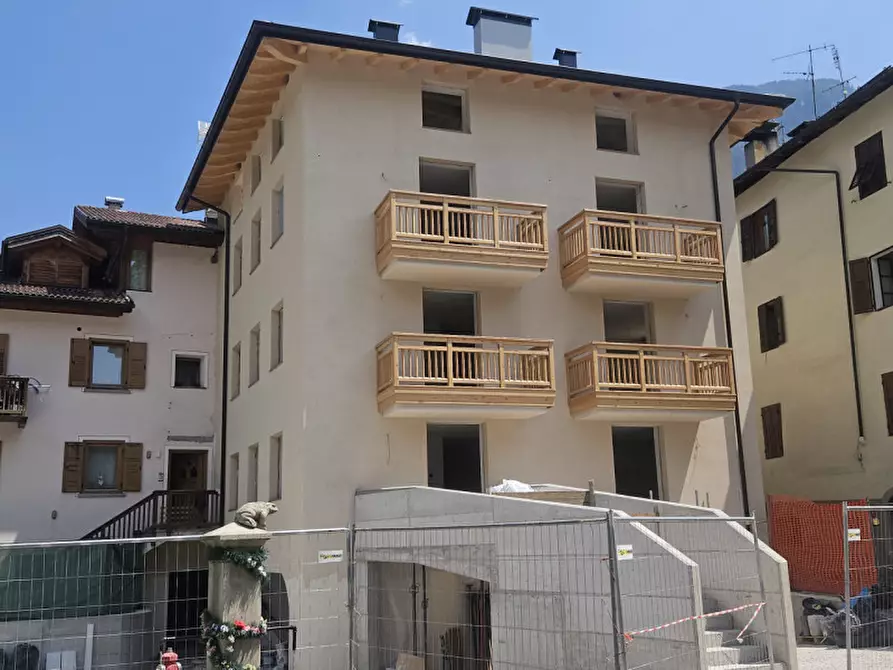 Immagine 2 di Appartamento in vendita  in Carciato a Dimaro Folgarida
