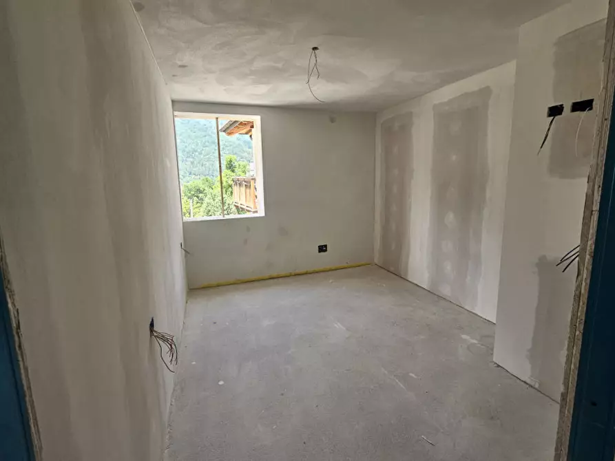 Immagine 9 di Appartamento in vendita  in Carciato a Dimaro Folgarida