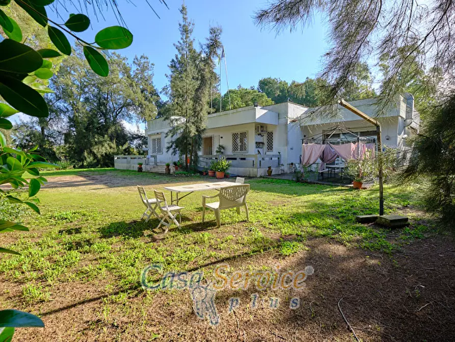 Immagine 4 di Bed & Breakfast in vendita  in Via Lizza a Alezio