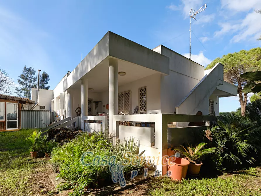 Immagine 15 di Bed & Breakfast in vendita  in Via Lizza a Alezio