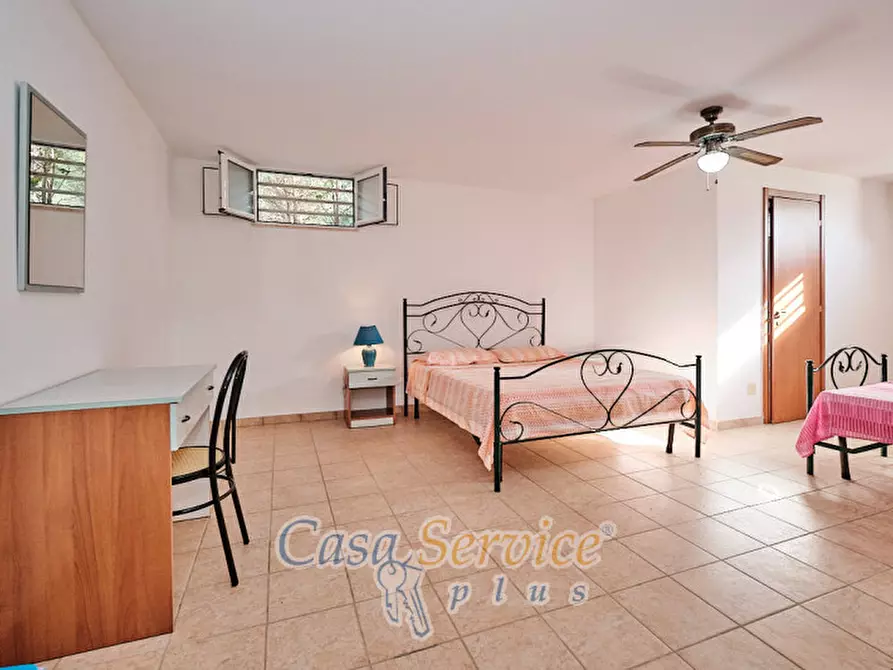 Immagine 27 di Bed & Breakfast in vendita  in Via Lizza a Alezio