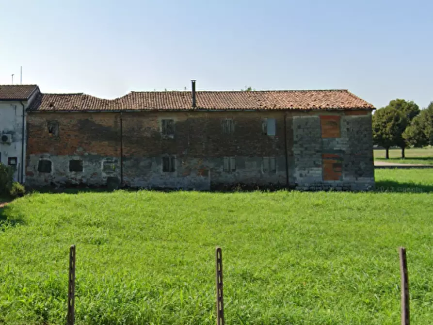 Immagine 3 di Rustico / casale in vendita  in Via Fossa a San Pietro Di Morubio