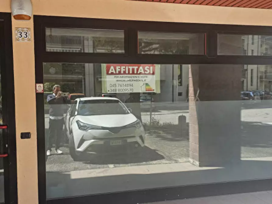 Immagine 2 di Negozio in affitto  in via Nazario sauro a San Bonifacio