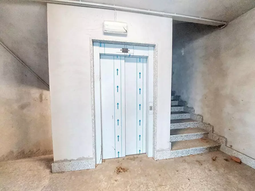 Immagine 16 di Attività commerciale in vendita  in Via XXV Aprile, N. 69 a Imperia