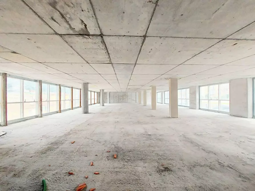 Immagine 18 di Attività commerciale in vendita  in Via XXV Aprile, N. 69 a Imperia