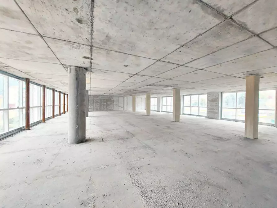 Immagine 19 di Attività commerciale in vendita  in Via XXV Aprile, N. 69 a Imperia