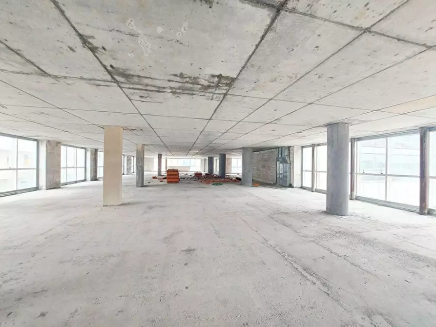 Immagine 20 di Attività commerciale in vendita  in Via XXV Aprile, N. 69 a Imperia