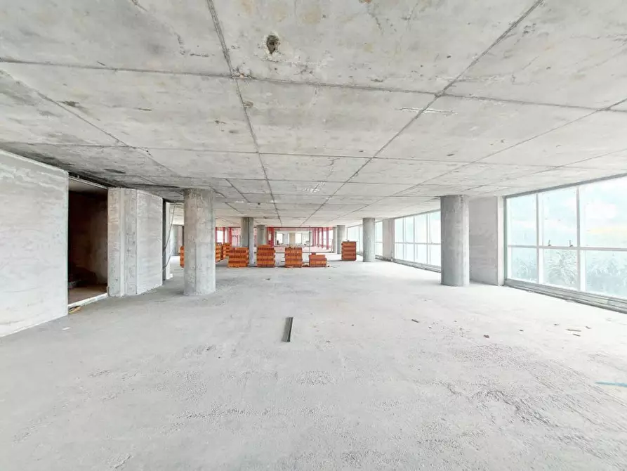 Immagine 1 di Attività commerciale in vendita  in Via XXV Aprile, N. 69 a Imperia