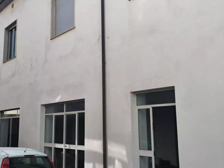 Immagine 4 di Laboratorio in vendita  in via marconi a Berchidda