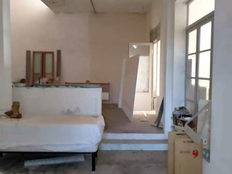 Immagine 13 di Laboratorio in vendita  in via marconi a Berchidda