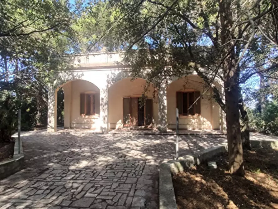 Immagine 2 di Villa in vendita  in SP 223 a Matino