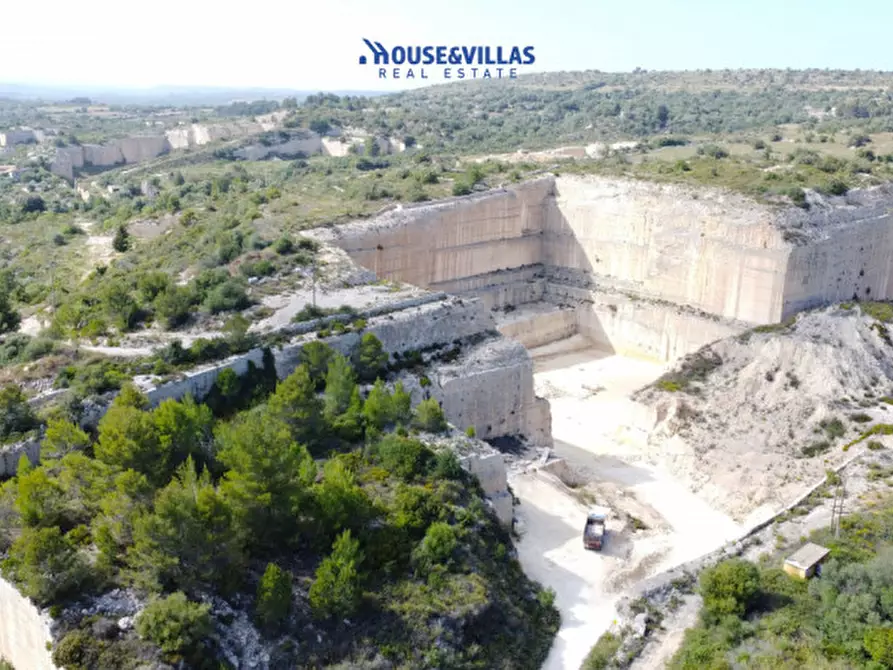 Immagine 8 di Rustico / casale in vendita  in contrada porcari a Noto