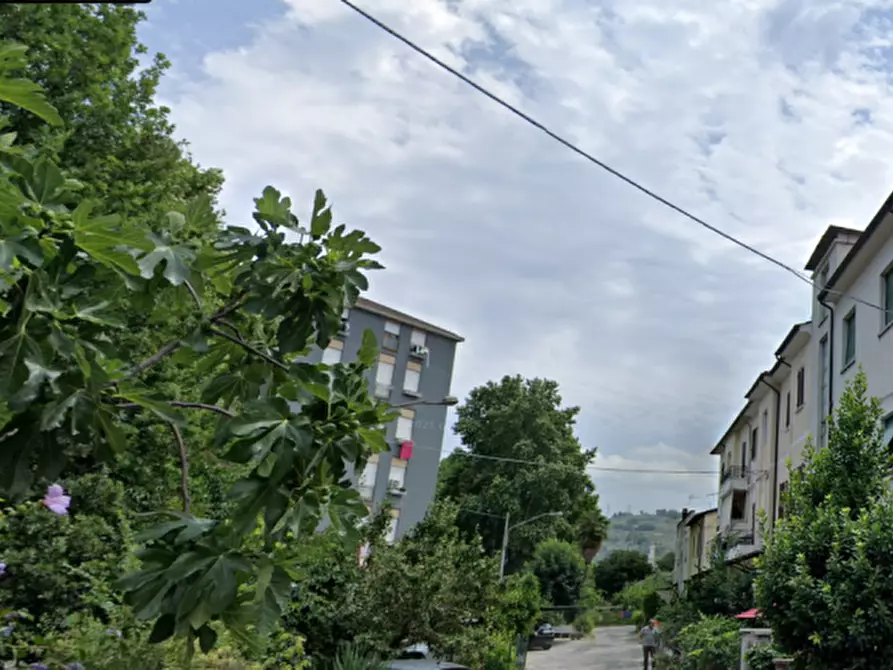 Immagine 1 di Laboratorio in vendita  in Viale Achille Grandi a Terni