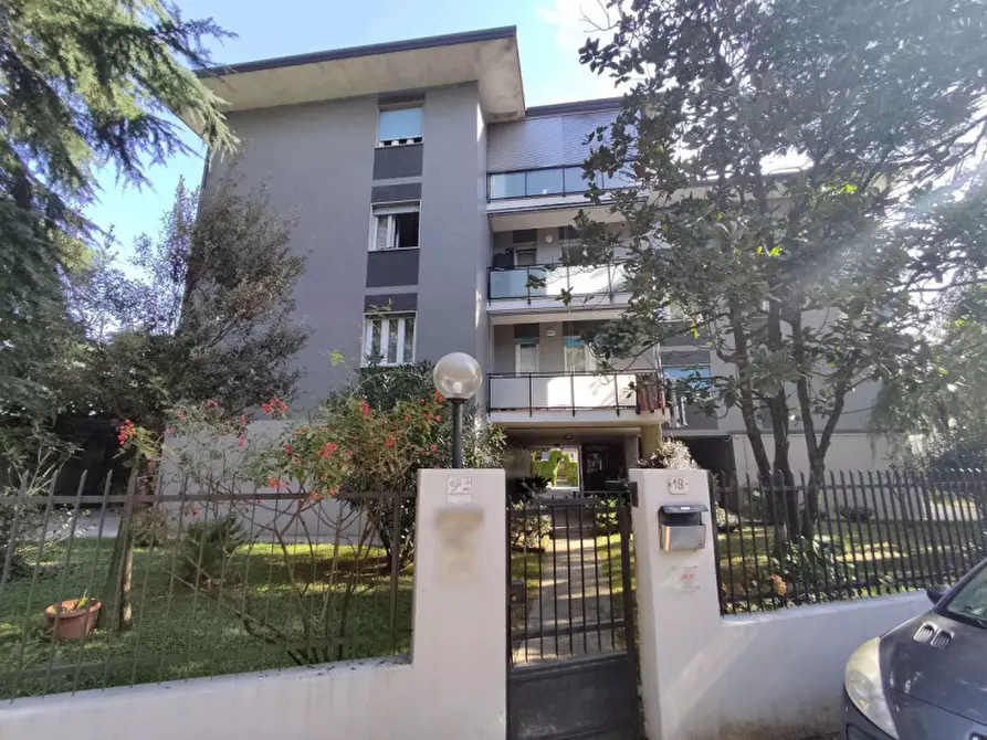 Immagine 1 di Appartamento in vendita  in Viale Vat, 19 - 33100 Udine (UD) a Udine