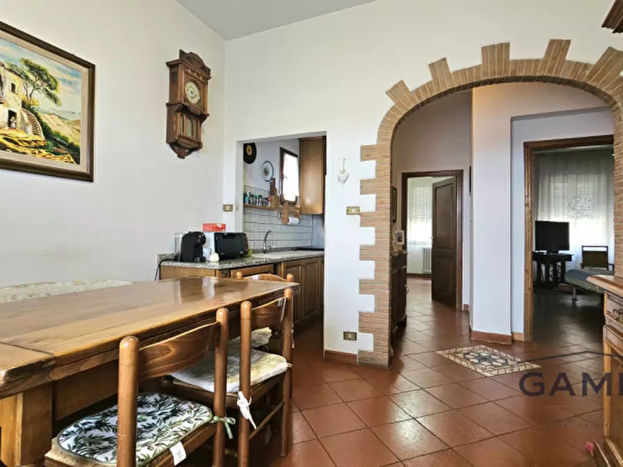 Immagine 10 di Appartamento in vendita  a Sesto Fiorentino