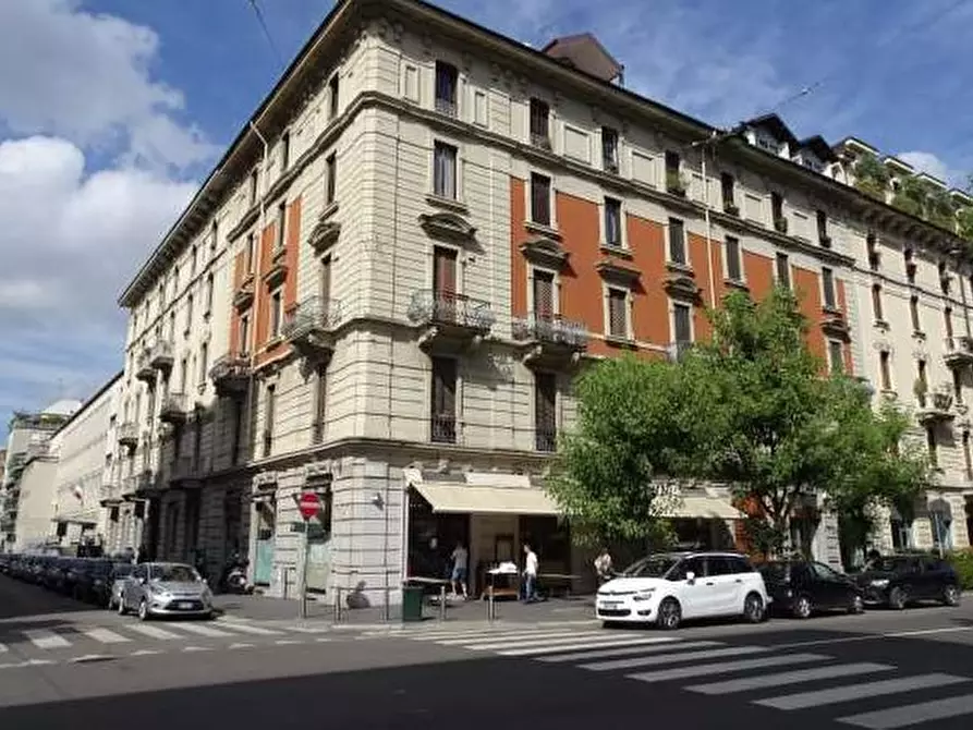 Immagine 1 di Appartamento in vendita  in via Carlo Ravizza n 19 a Milano
