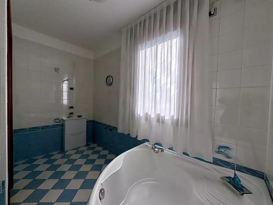 Immagine 16 di Villa in vendita  in Via Erizzo a Chioggia