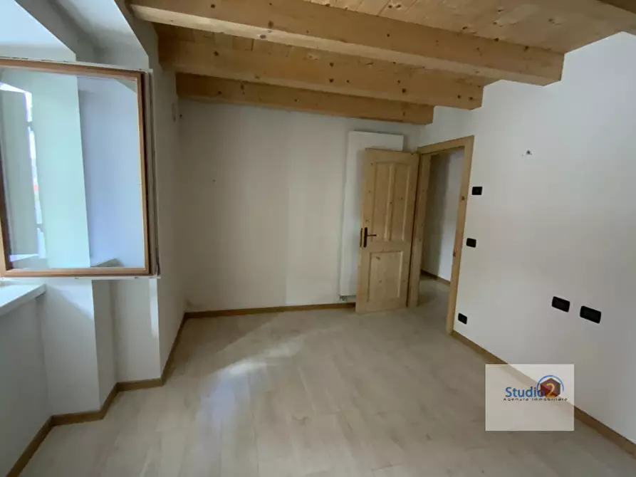 Immagine 7 di Appartamento in vendita  in Via VI Novembre, 9 a Santo Stefano Di Cadore