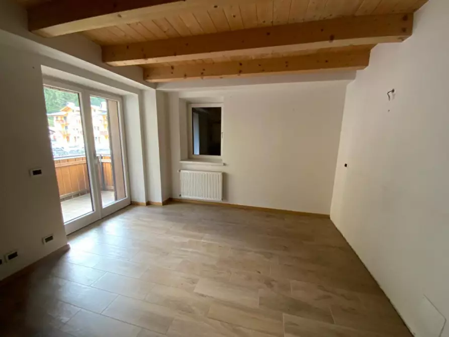 Immagine 1 di Appartamento in vendita  in Via VI Novembre, 9 a Santo Stefano Di Cadore