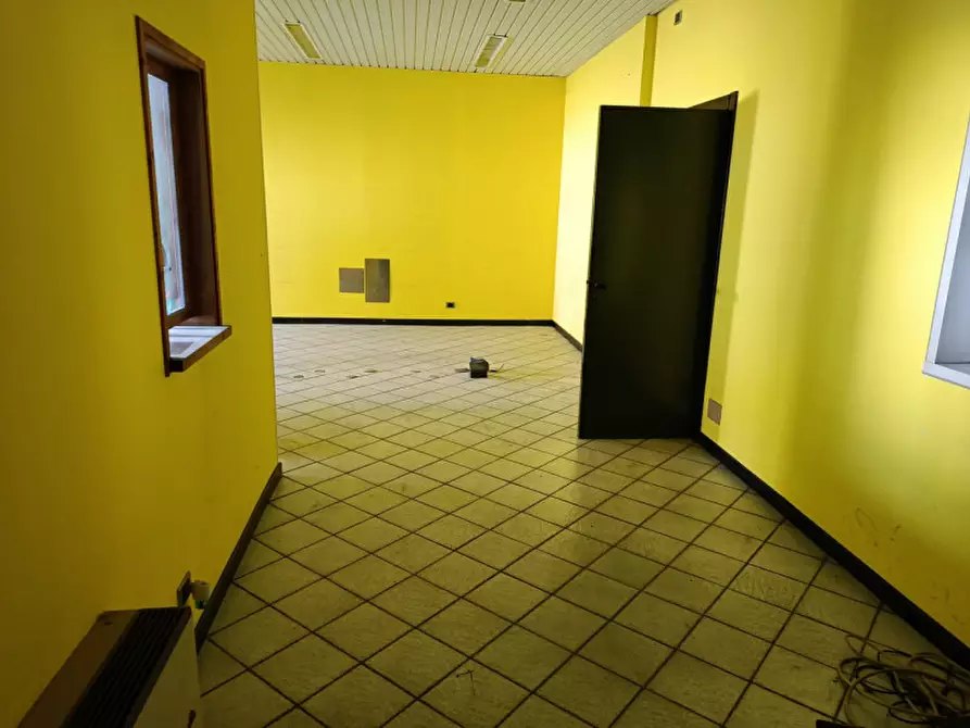 Immagine 12 di Capannone industriale in vendita  in Regione Cimitero 15 a Casale Monferrato