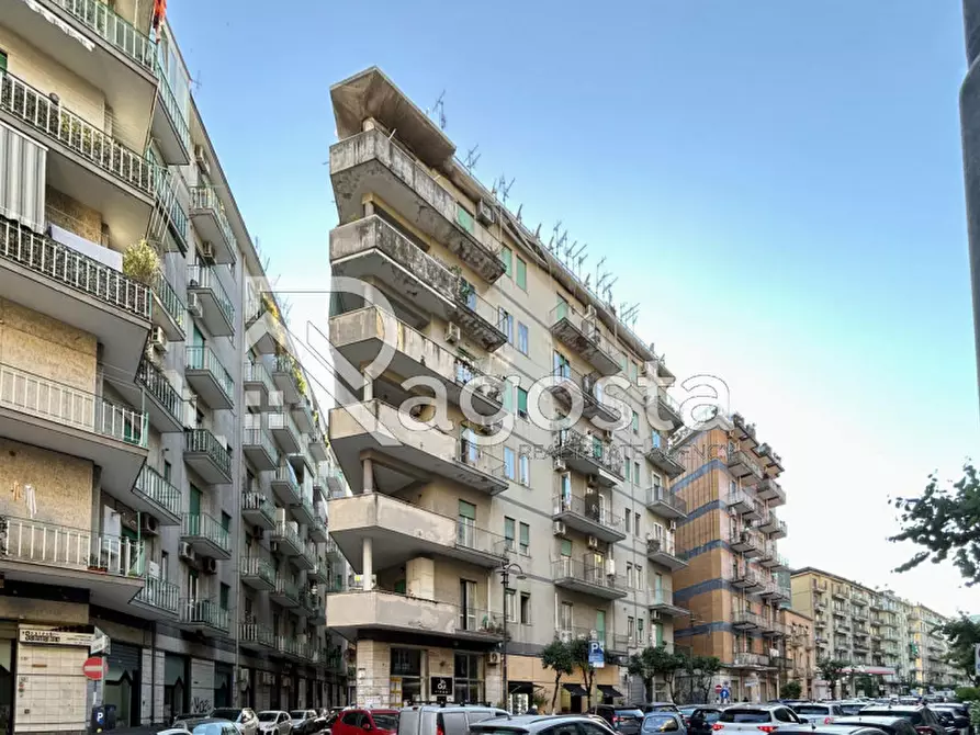 Immagine 1 di Appartamento in vendita  in Via Donato Trani a Salerno