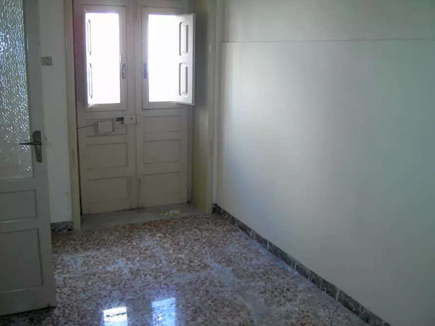 Immagine 9 di Casa indipendente in vendita  a Avola