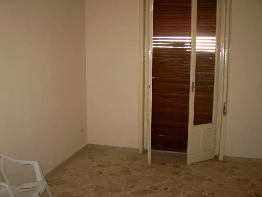 Immagine 10 di Casa indipendente in vendita  a Avola