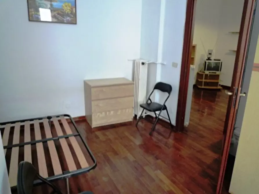 Immagine 6 di Appartamento in affitto  in via palizzi a Napoli