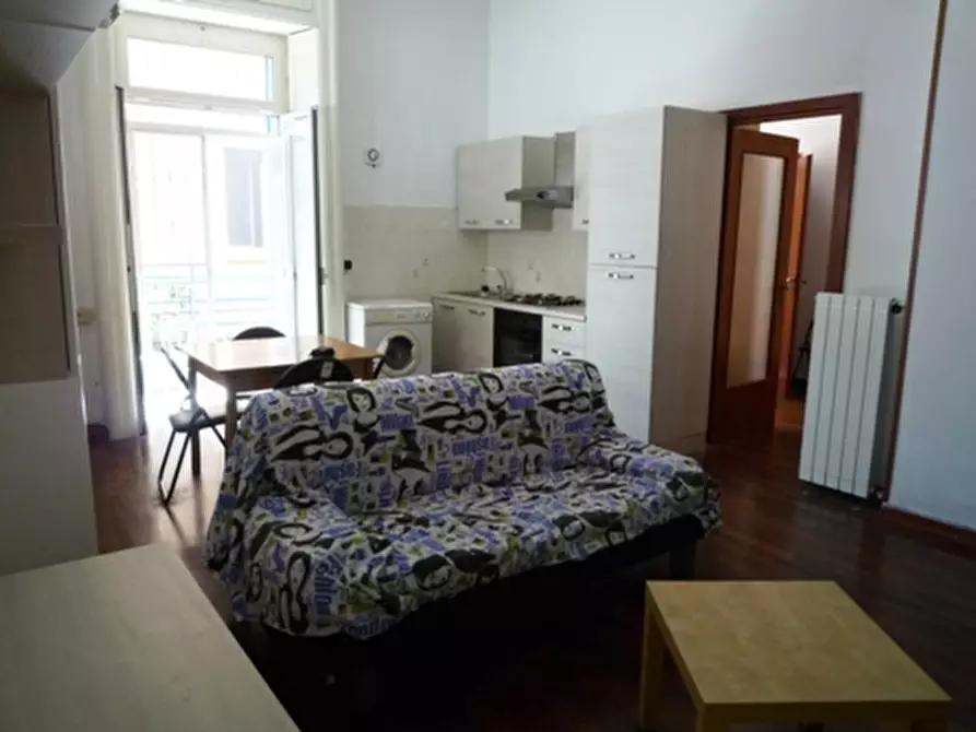 Immagine 13 di Appartamento in affitto  in via palizzi a Napoli
