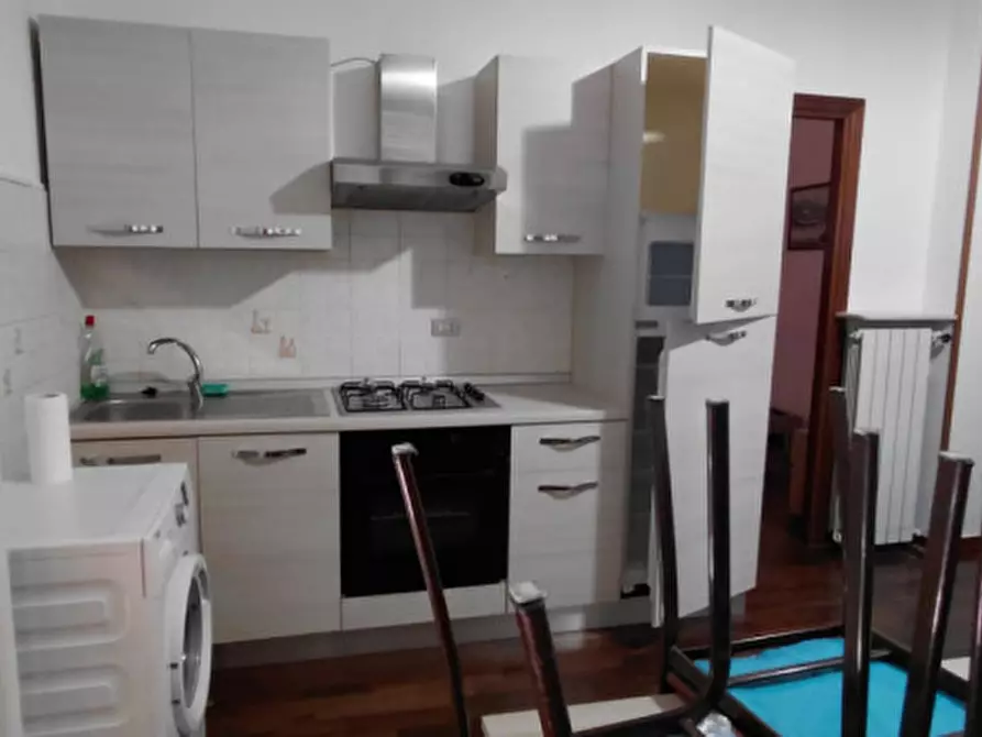 Immagine 17 di Appartamento in affitto  in via palizzi a Napoli